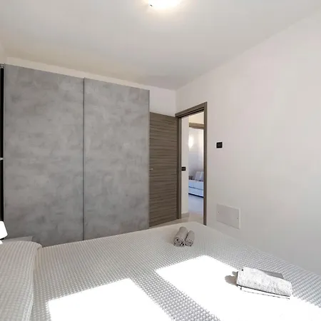Lägenhet 7 Il Tornante *